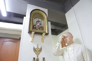 Православный в косоворотке