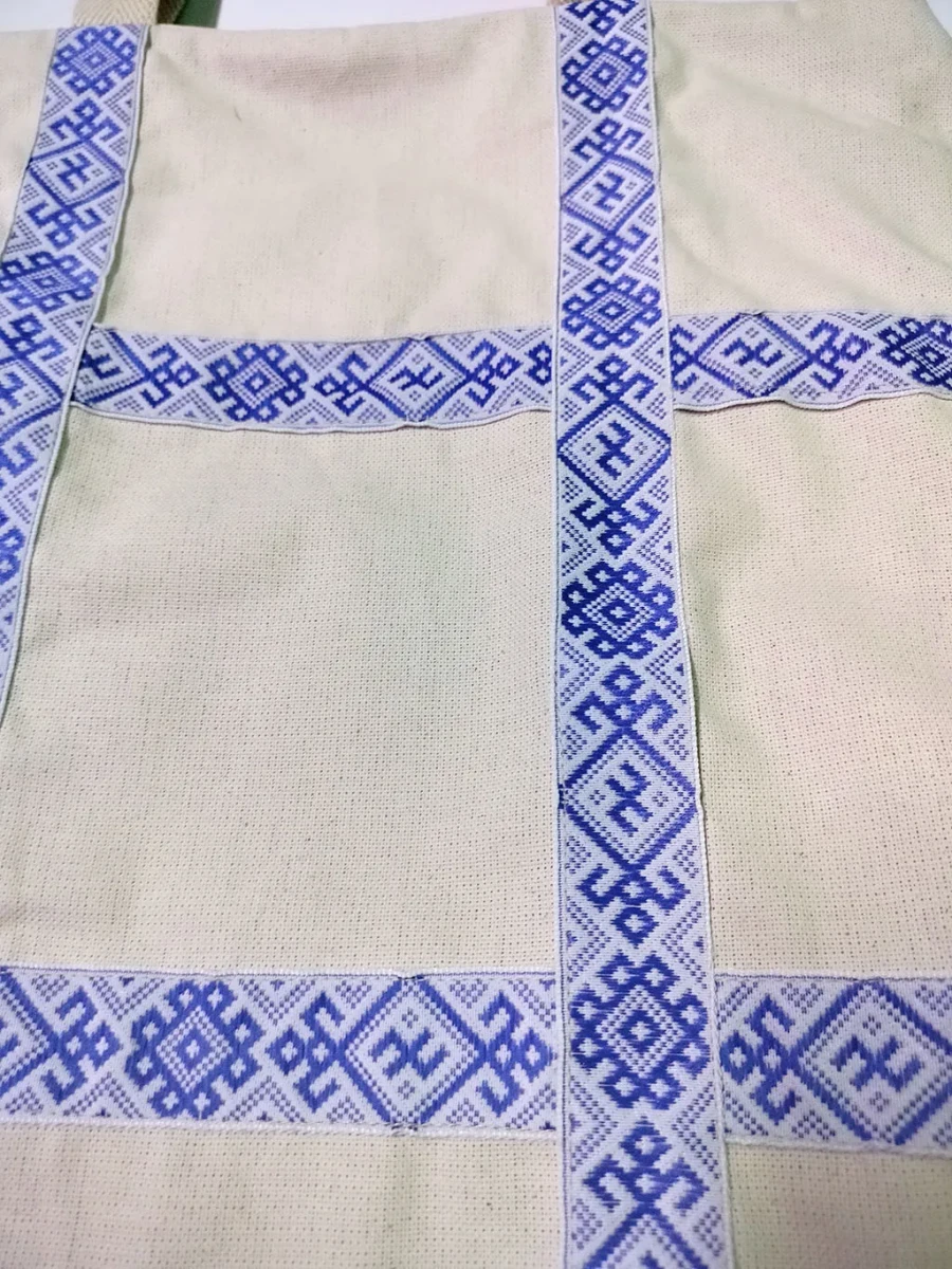 Сумка-шоппер бежевая с тесьмой в русском стиле на молнии Сумка-шоппер бежевая с тесьмой в русском стиле на молнии