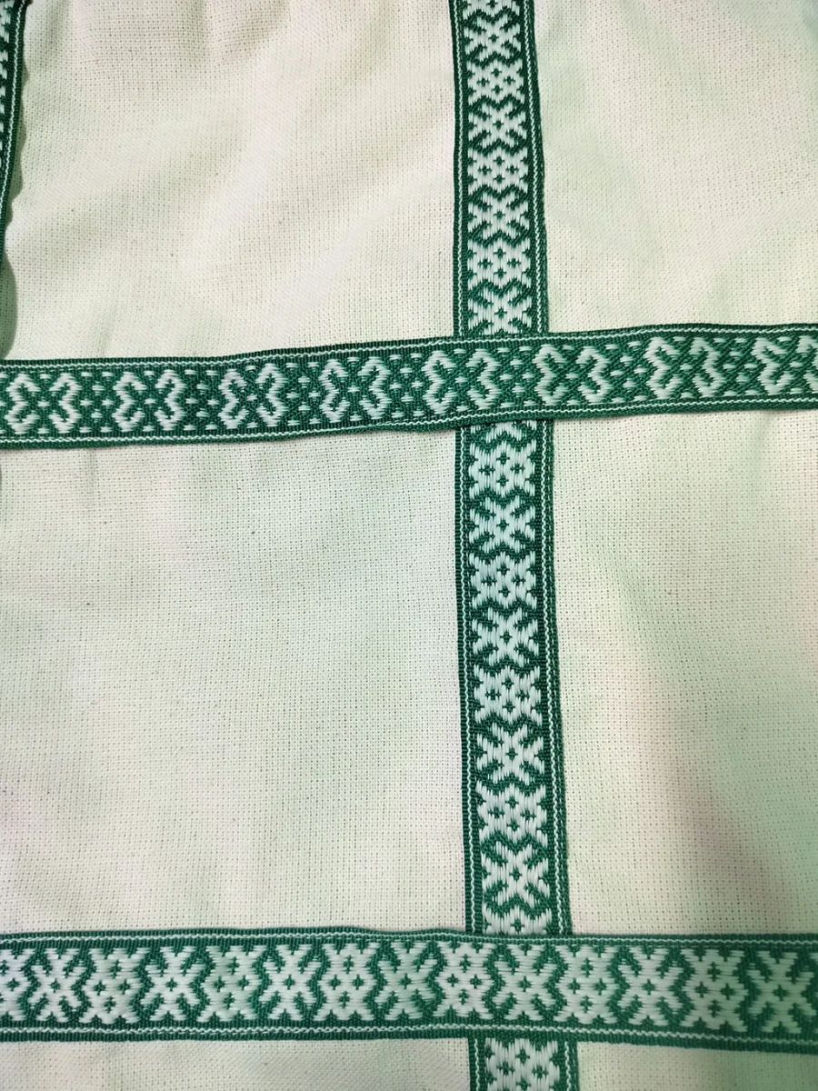 Сумка-шоппер бежевая с тесьмой в русском стиле на молнии Сумка-шоппер бежевая с тесьмой в русском стиле на молнии