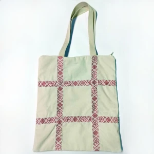 Сумка-шоппер бежевая с тесьмой в русском стиле на молнии Сумка-шоппер бежевая с тесьмой в русском стиле на молнии