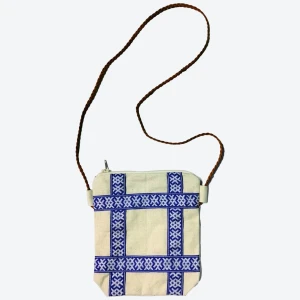 Сумка-кошель бежевая с тесьмой в русском стиле Сумка-кошель бежевая с тесьмой в русском стиле